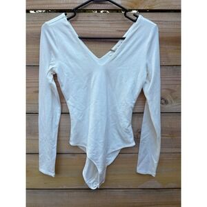 Nine Britton Womens White Ribbed Double V-Neck Long Sleeve Bodysuit Small NEW
